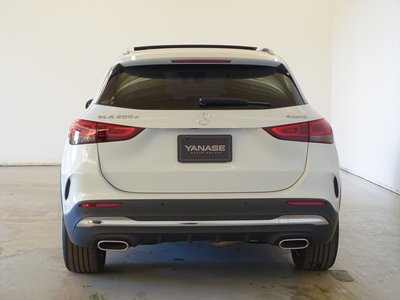 MERCEDES-BENZ GLA - 3