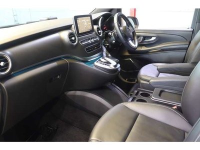 صورة 8 لـ 2019 Mercedes-BENZ V-CLASS