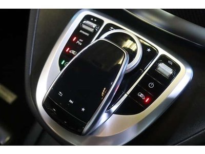 صورة مصغرة 17 لـ 2019 Mercedes-BENZ V-CLASS