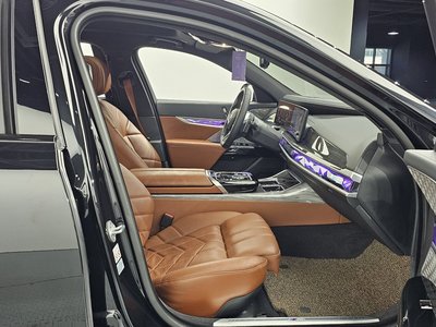 صورة مصغرة 17 لـ 2024 BMW 7 SERIES