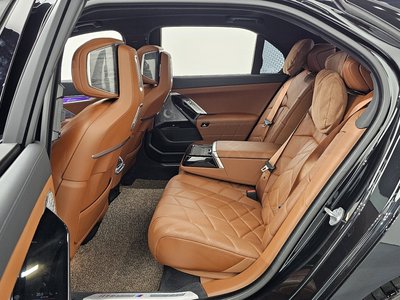 صورة مصغرة 18 لـ 2024 BMW 7 SERIES