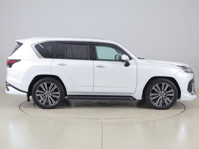 LEXUS LX - 4