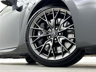 2016 Lexus GS F thumbnail 16