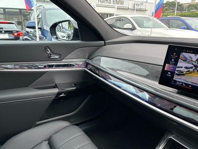 2025 BMW 7 SERIES 缩略图 62
