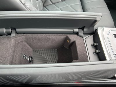 2025 BMW 7 SERIES 缩略图 52