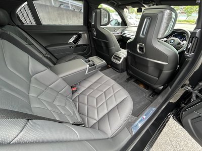 2025 BMW 7 SERIES 缩略图 35