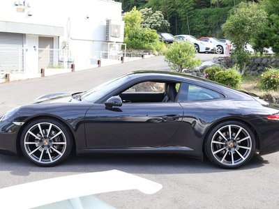 PORSCHE 911 - 9