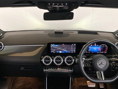 MERCEDES-BENZ GLA - 6