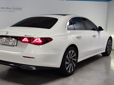 2024 Mercedes-BENZ E-CLASS photo 3