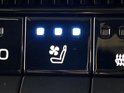 2025 Toyota LAND CRUISER 250 — миниатюра 54