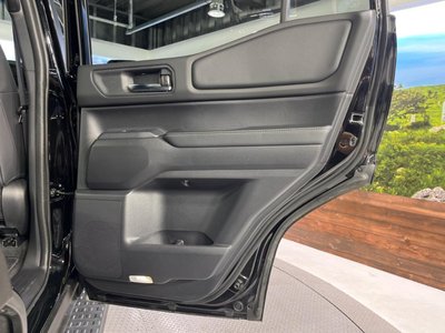 2025 Toyota LAND CRUISER 250 — миниатюра 36