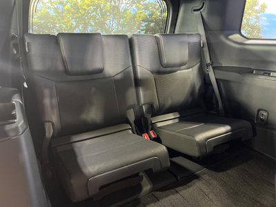 2025 Toyota LAND CRUISER 250 — миниатюра 11