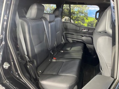 2025 Toyota LAND CRUISER 250 photo 10