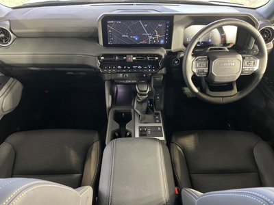 2025 Toyota LAND CRUISER 250 photo 3