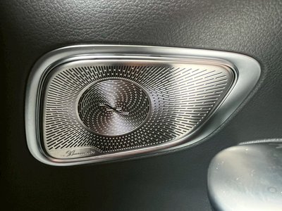 MERCEDES-BENZ GLC - 9
