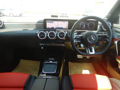 صورة 9 لـ 2024 Mercedes-BENZ CLA AMG