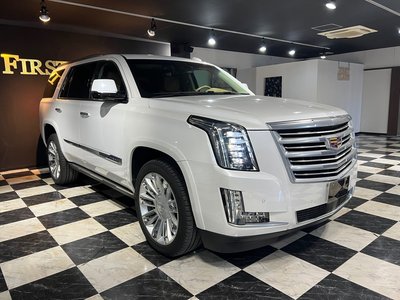 CADILLAC ESCALADE - 4