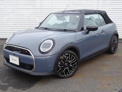 MINI MINI CONVERTIBLE - 8
