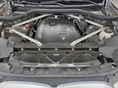 BMW X7 - 7