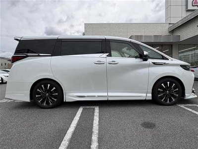 صورة 10 لـ 2024 Toyota ALPHARD