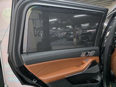 2025 BMW X7 缩略图 16