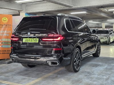 2025 BMW X7 photo 5