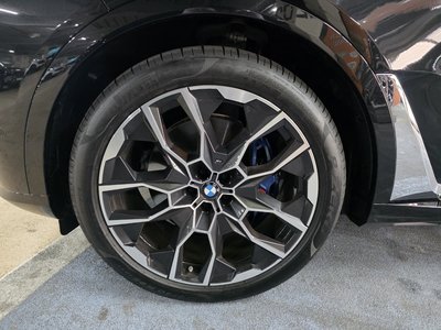 2025 BMW X7 photo 6
