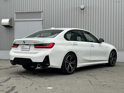 2025 BMW 3 SERIES photo 5