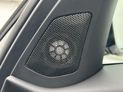 2025 BMW 3 SERIES — миниатюра 35