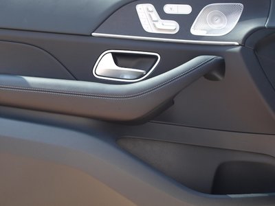 2026 Mercedes-BENZ GLE 照片 8