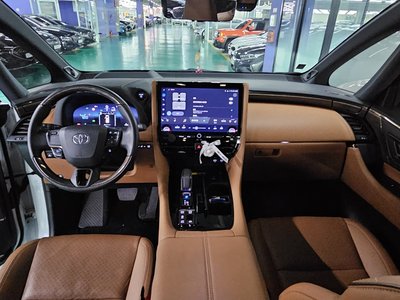 2023 TOYOTA ALPHARD photo 6