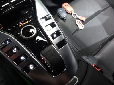 MERCEDES-BENZ GT AMG - 9