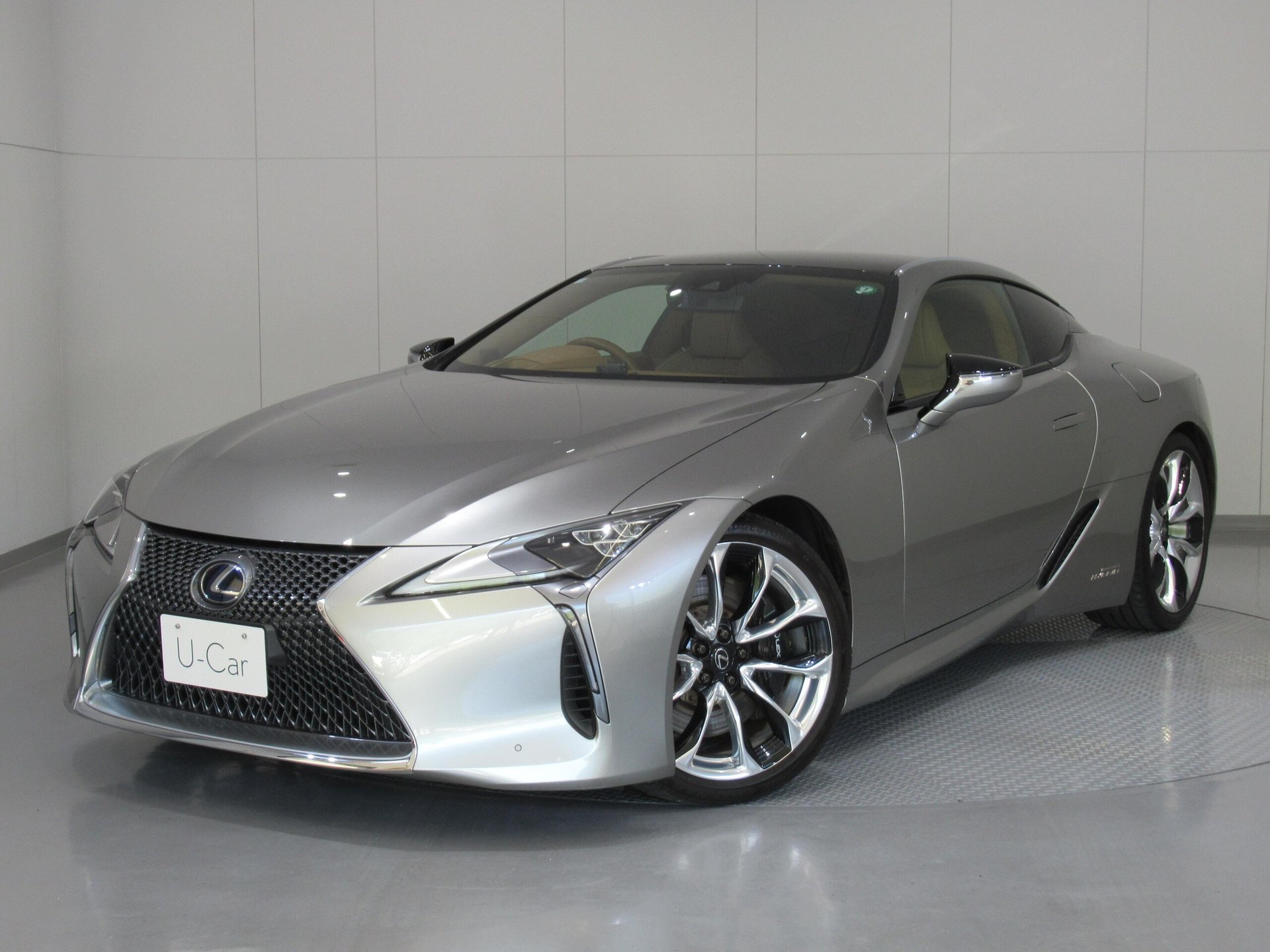 LEXUS LC - View 1