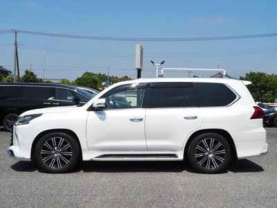 LEXUS LX - 8