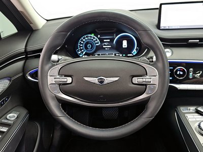 2021 Genesis GV70 — миниатюра 12