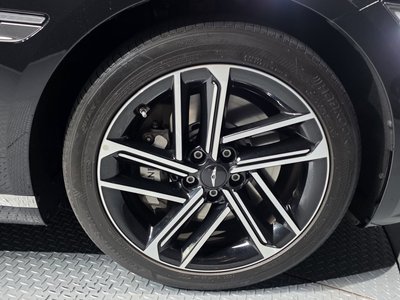GENESIS G80 (RG3) - 9