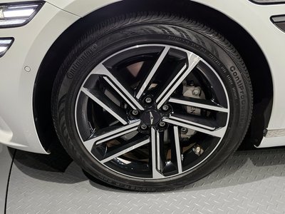 GENESIS G80 (RG3) - 6