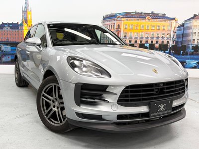 PORSCHE MACAN - 4