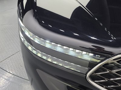 صورة 9 لـ 2022 Genesis G90 (RS4)