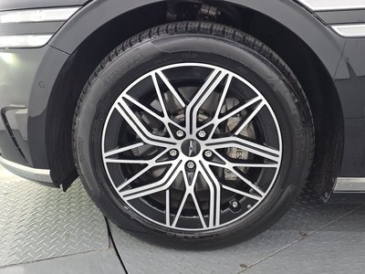 صورة 6 لـ 2022 Genesis G90 (RS4)