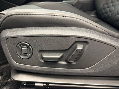 صورة مصغرة 40 لـ 2024 AUDI RS3 SEDAN