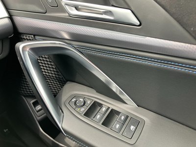 2025 BMW X1 — миниатюра 24