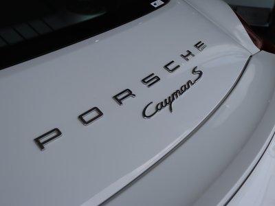 2014 Porsche CAYMAN thumbnail 39