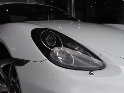 2014 Porsche CAYMAN thumbnail 4