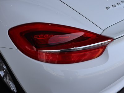 2014 Porsche CAYMAN thumbnail 38