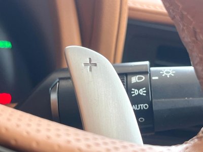 2017 Lexus LC — миниатюра 21