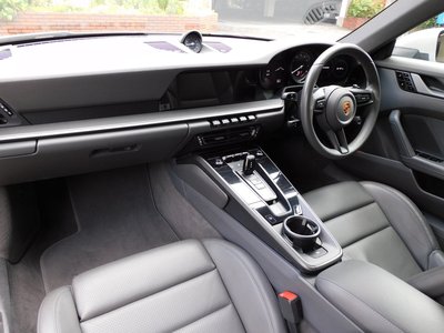 PORSCHE 911 - 4
