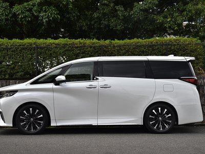TOYOTA ALPHARD - 10