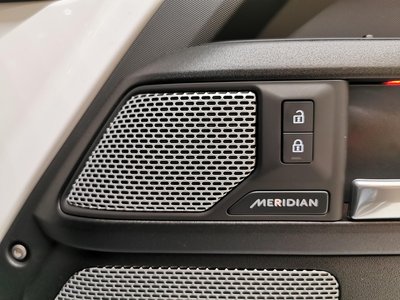 2024 LAND Rover DEFENDER 缩略图 11