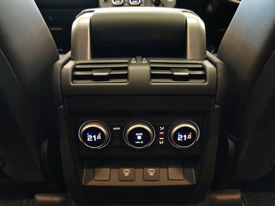 2024 LAND Rover DEFENDER 缩略图 13
